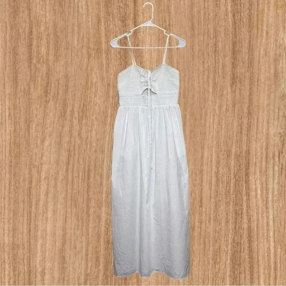 Medium Universal Threads Smocked Cut-Out Maxi Sundress Dress - Picture 4 of 9